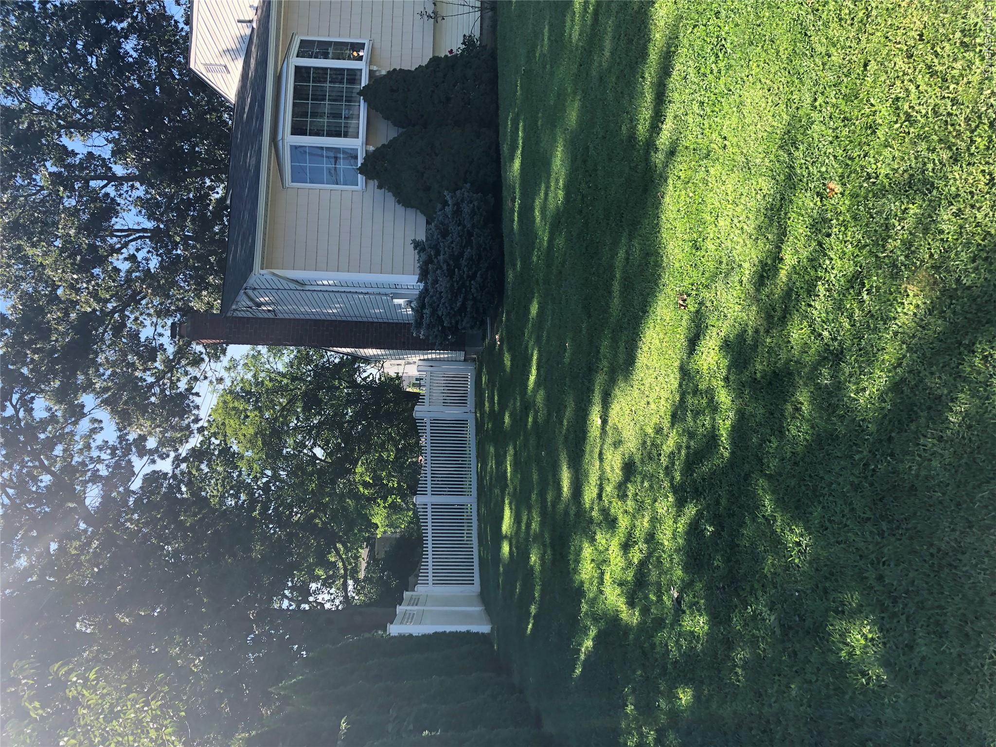22 Starfire Drive Property Photo 2