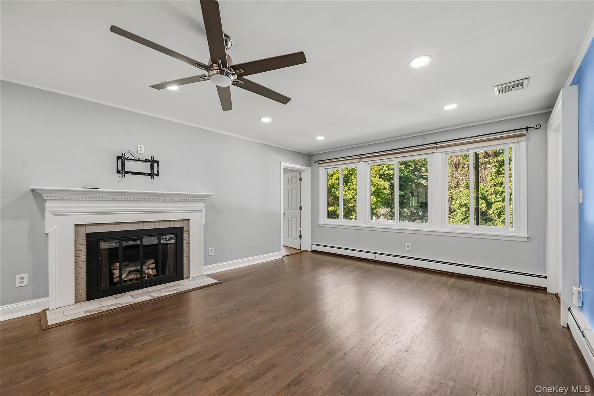624 Mt View Road Property Photo 8