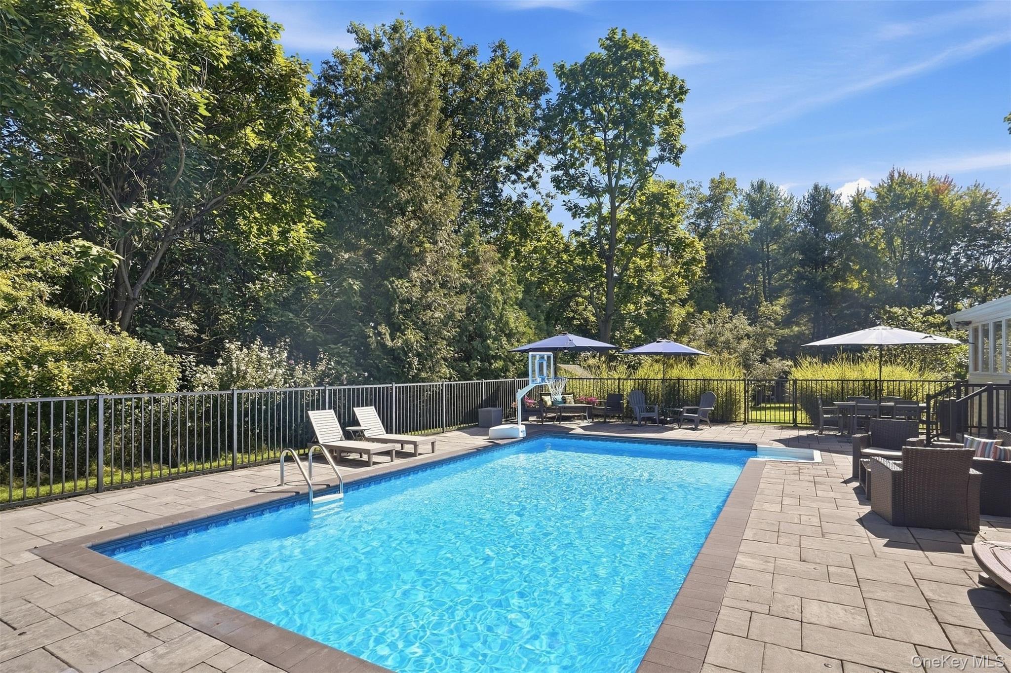 83 Harth Drive Property Photo 18