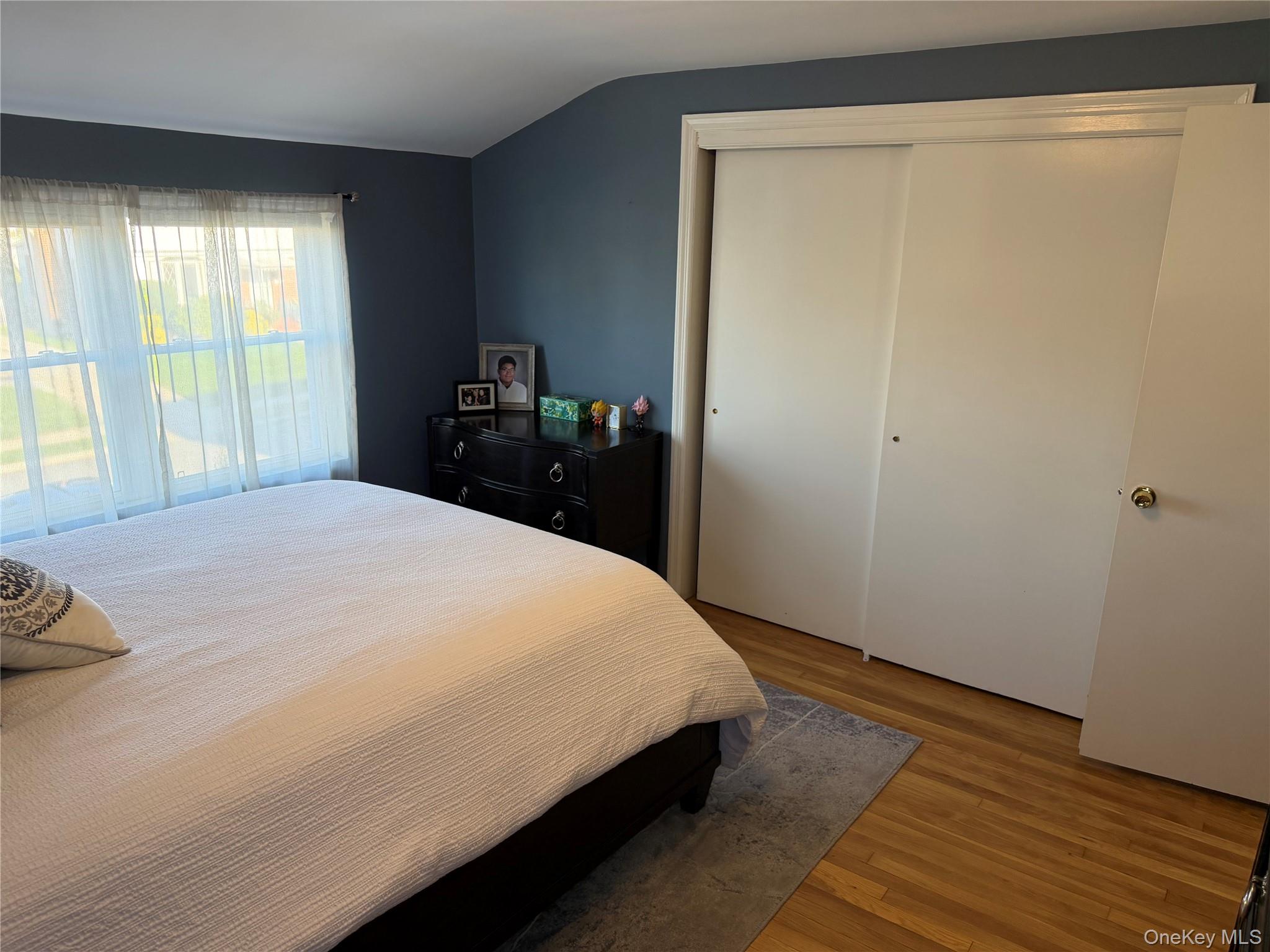 222 Colonial Avenue 2nd Fl Property Photo 16