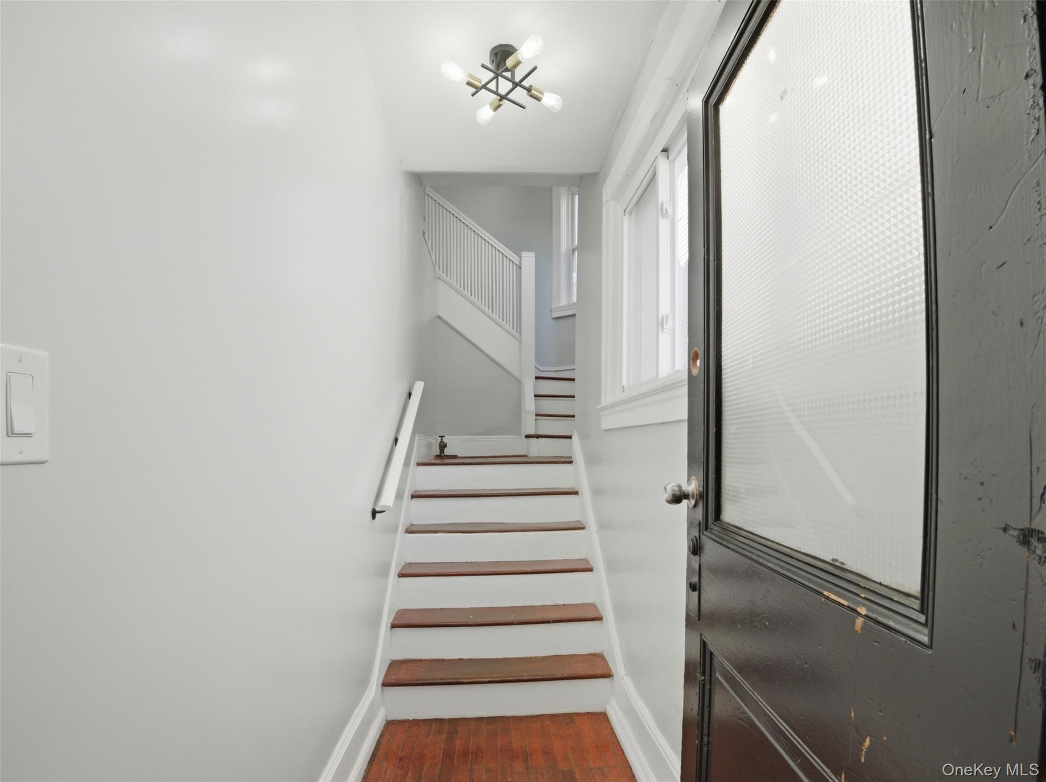 406 South 3rd Avenue 2 Property Photo 3
