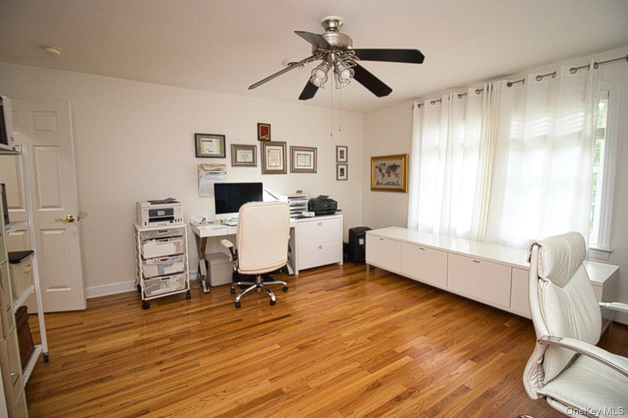 9 Roselawn Road Property Photo 8