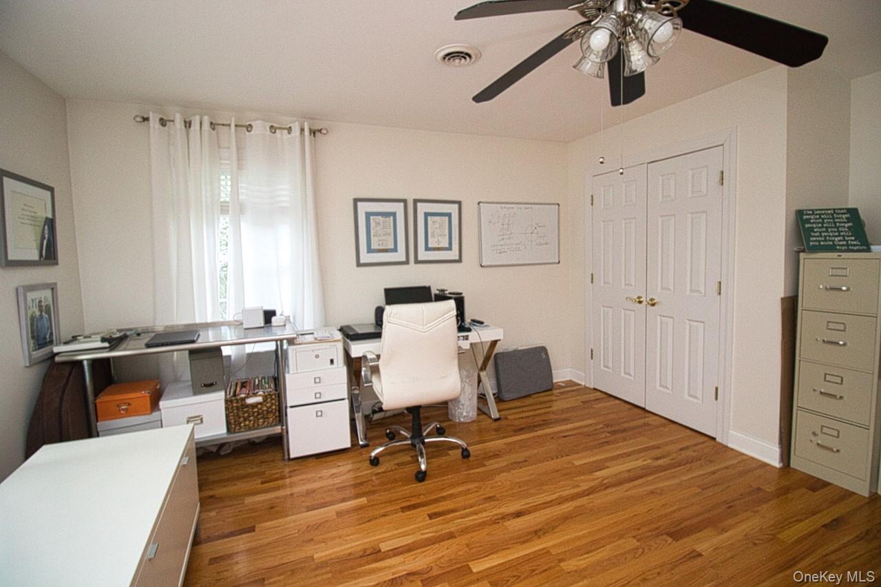 9 Roselawn Road Property Photo 12