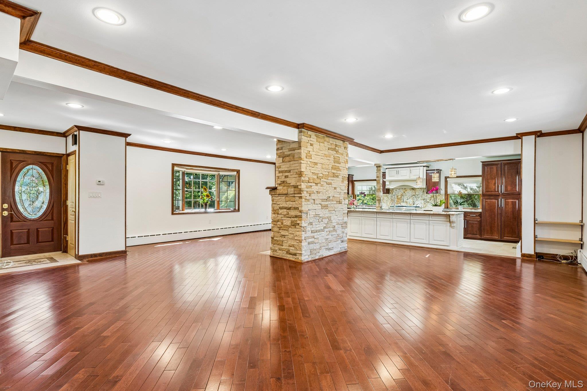 77 Jefferson Avenue Property Photo 18