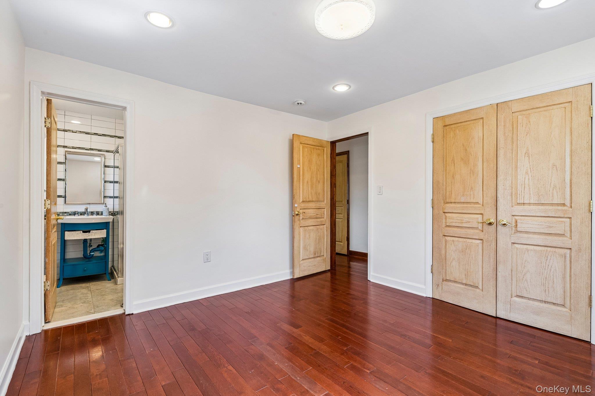 77 Jefferson Avenue Property Photo 31