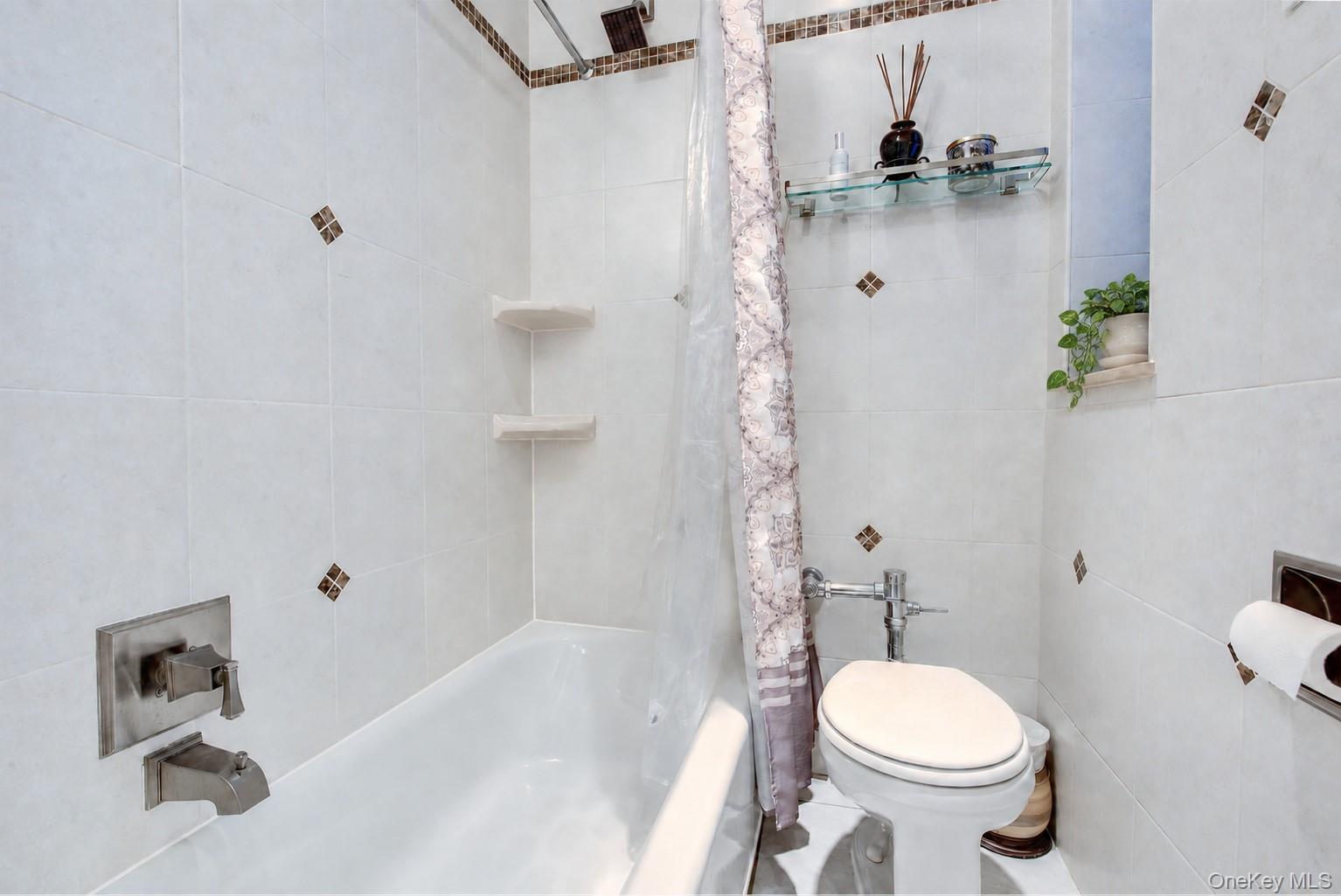 77-11 35th Avenue 1s Property Photo 15