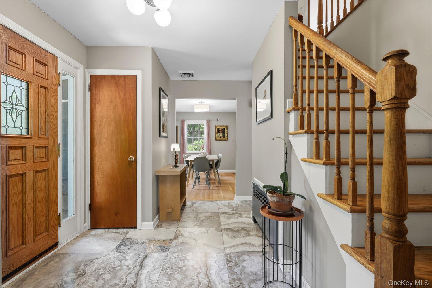 9 Cross Pond Road Property Photo 4