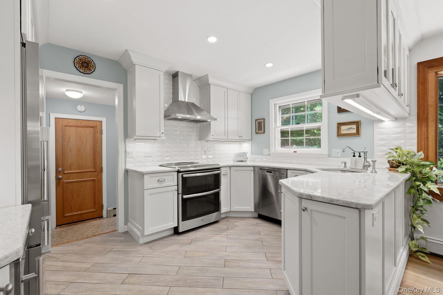 9 Cross Pond Road Property Photo 13