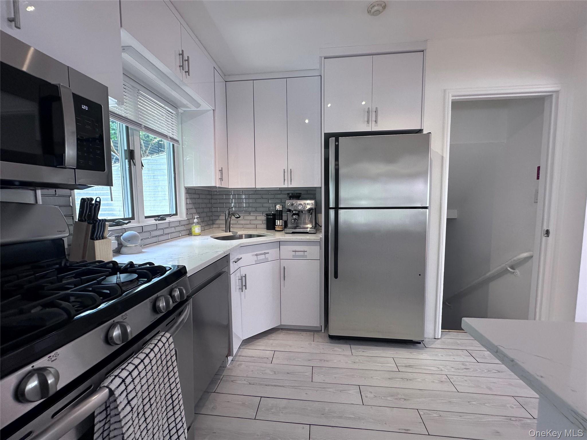 414 E Chester Street Property Photo 1