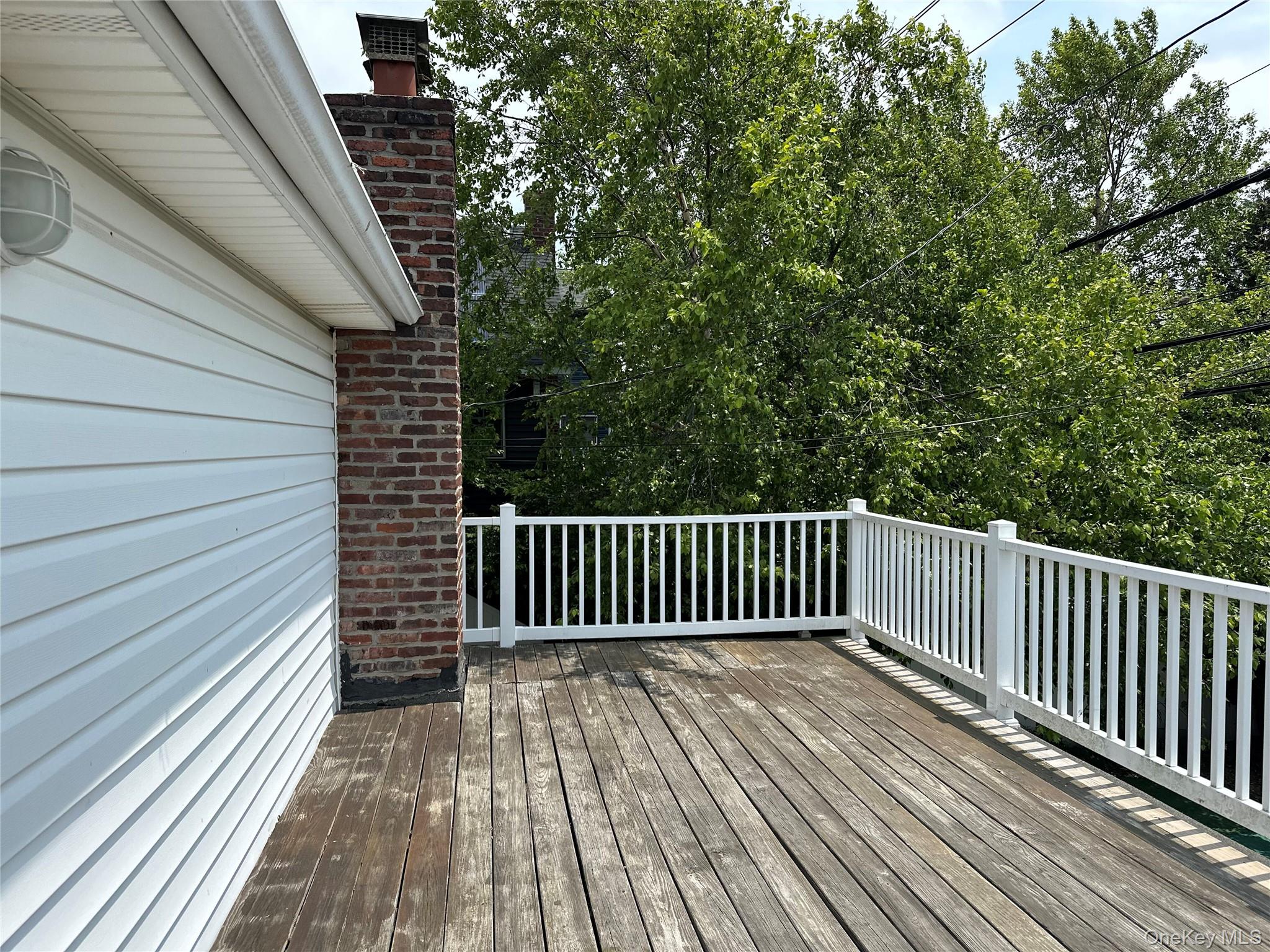 414 E Chester Street Property Photo 11