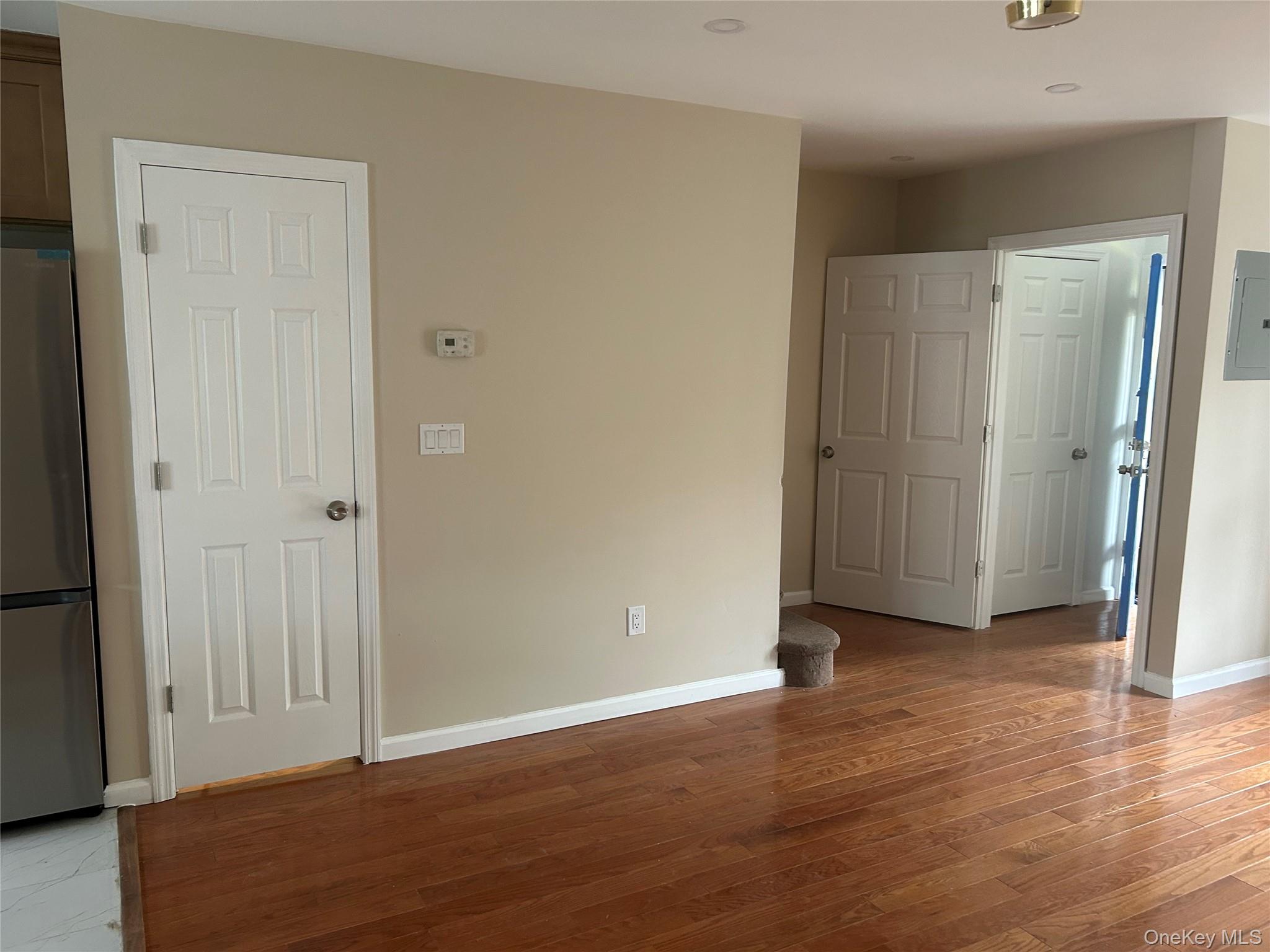 102-35 183rd Place Property Photo 3