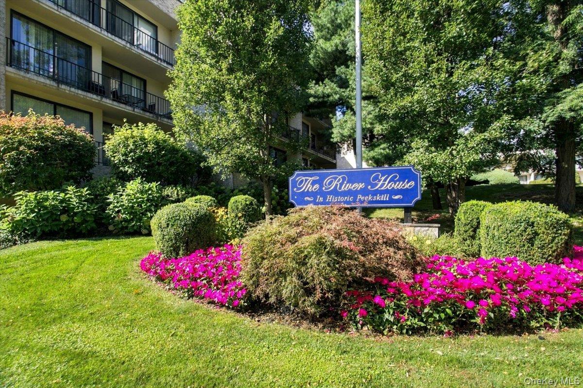 150 Overlook Avenue 1P Property Photo 1
