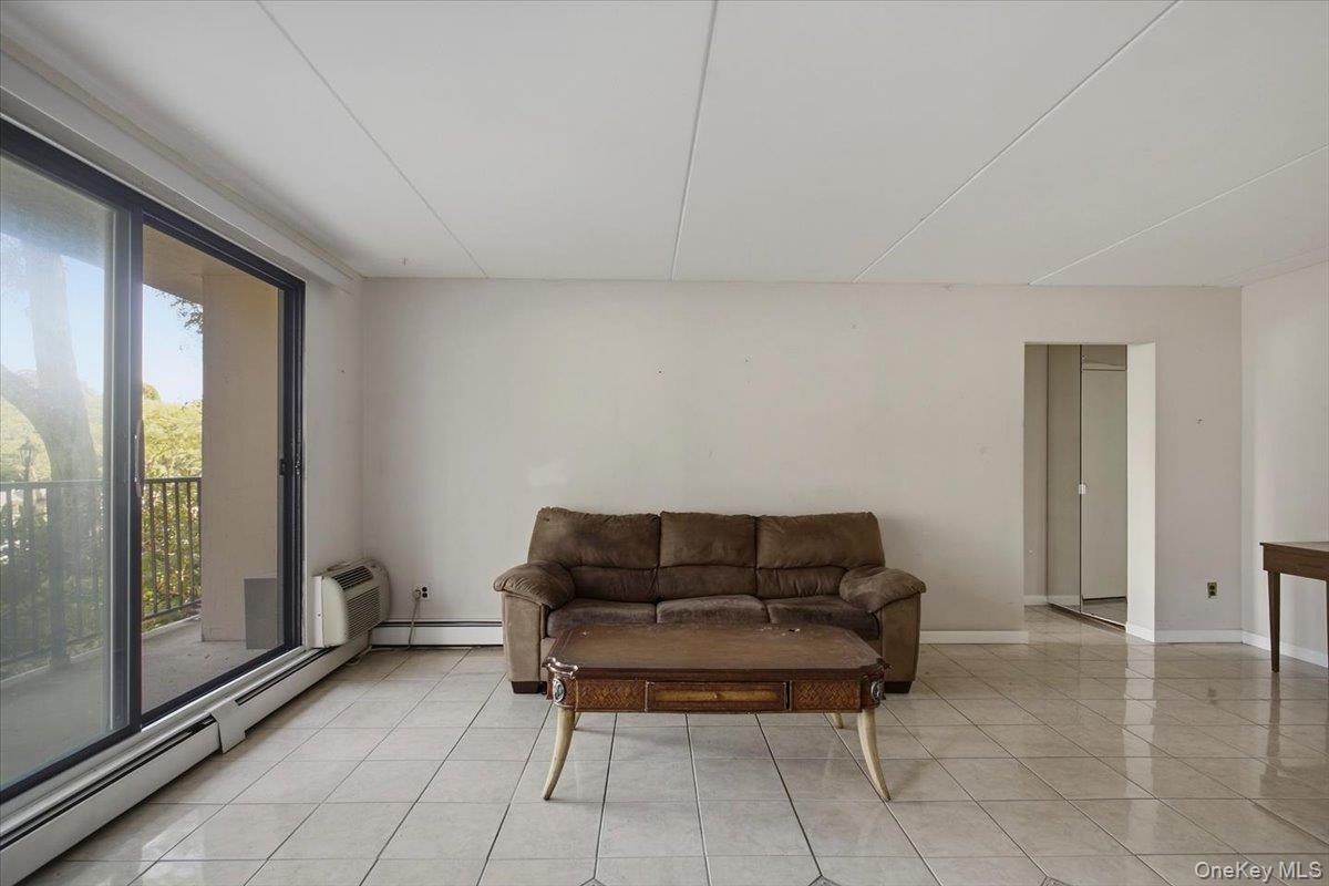 150 Overlook Avenue 1p Property Photo 5
