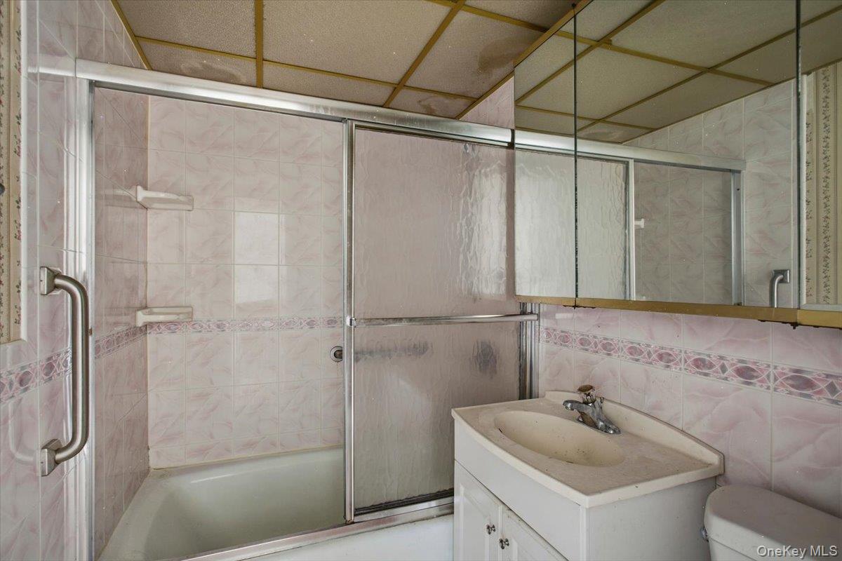 150 Overlook Avenue 1p Property Photo 10