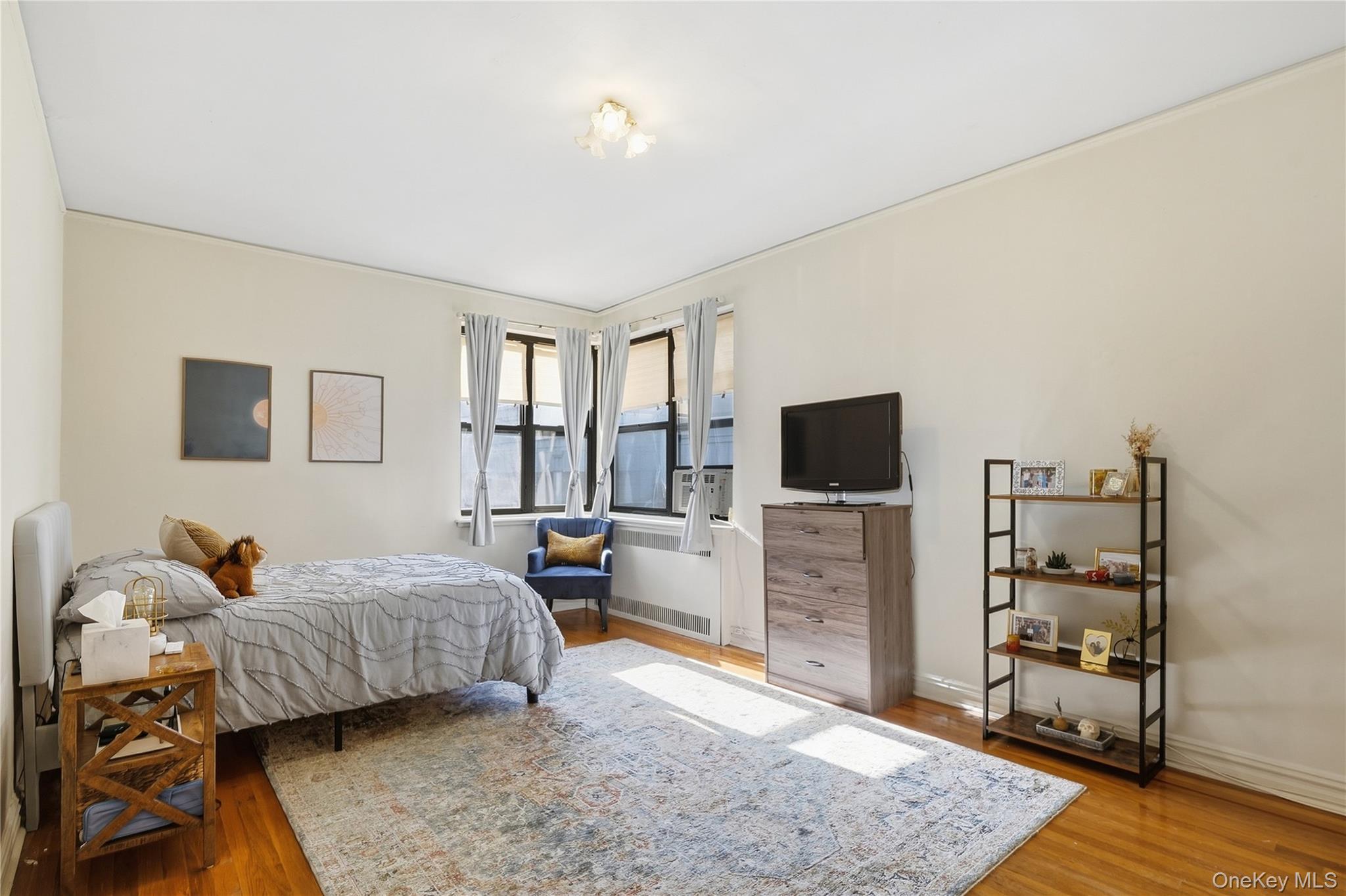 210 Martine Avenue 5l Property Photo 8