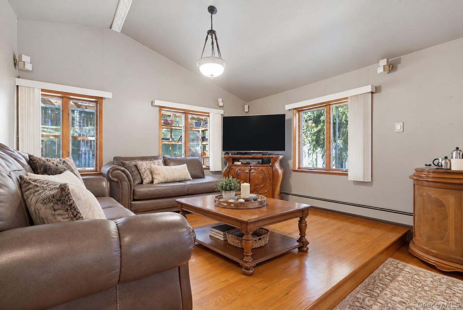 1758 Ulster Heights Road Property Photo 5