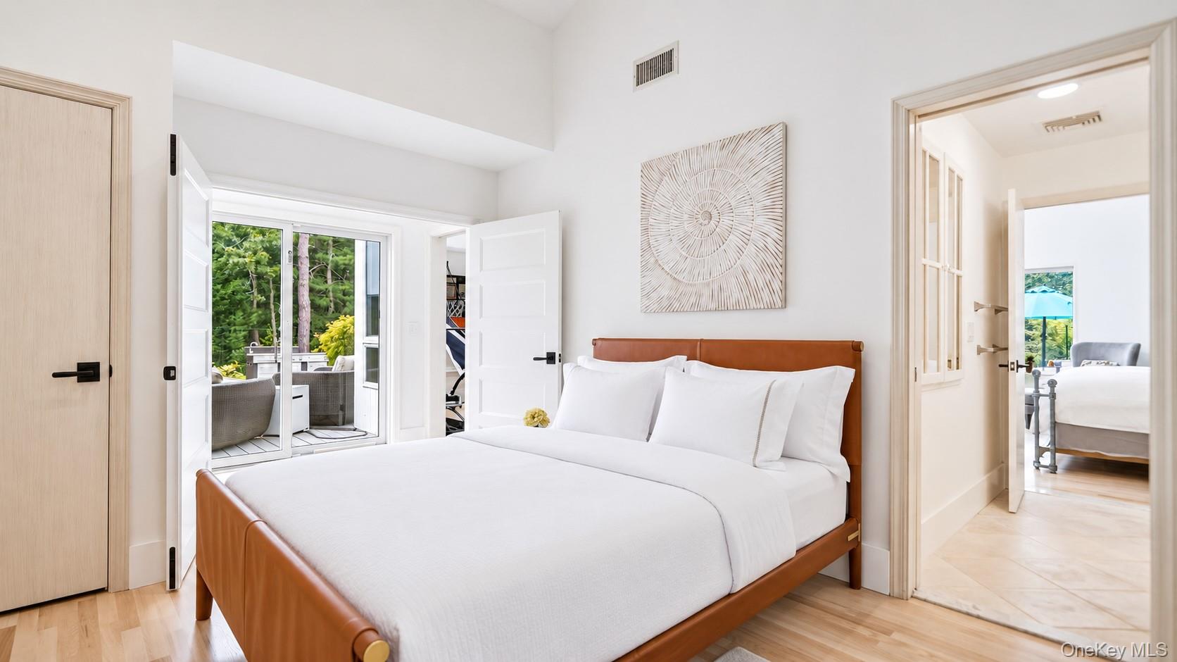 1050879 Property Photo 24