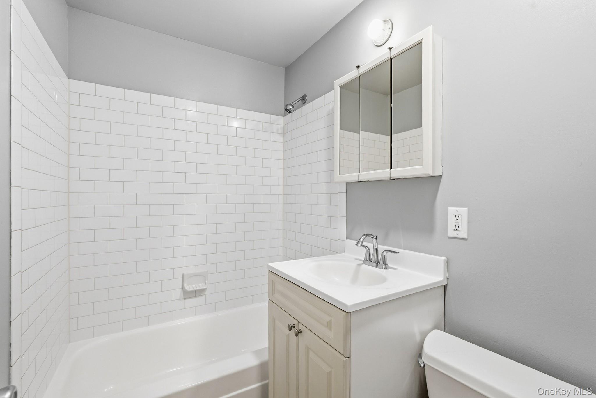 13 Brevoort Drive 2c Property Photo 12