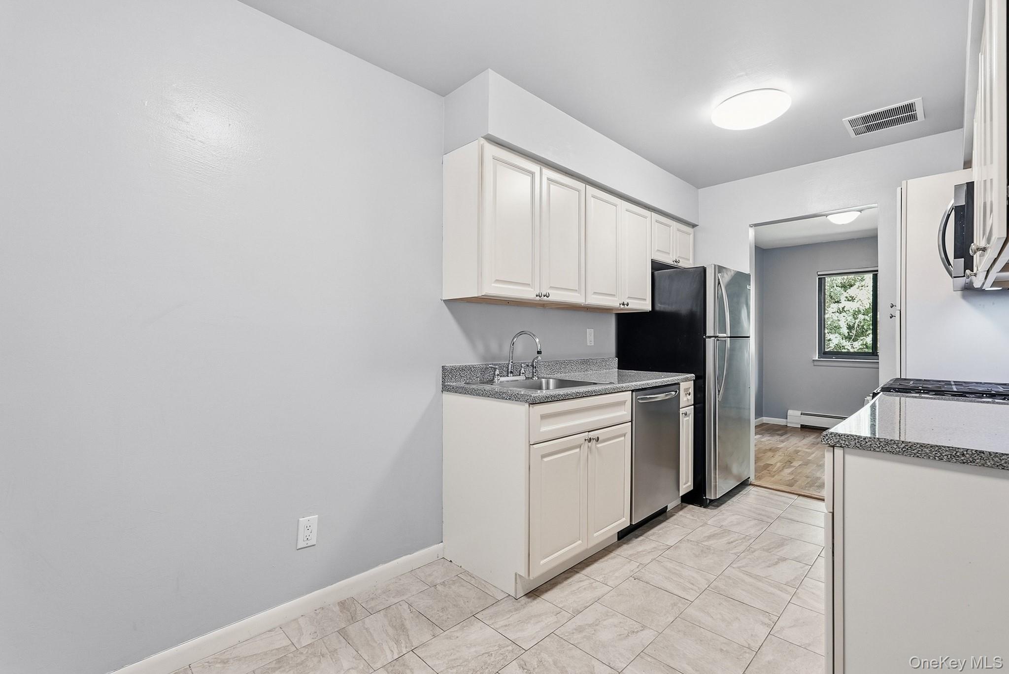 13 Brevoort Drive 2c Property Photo 18