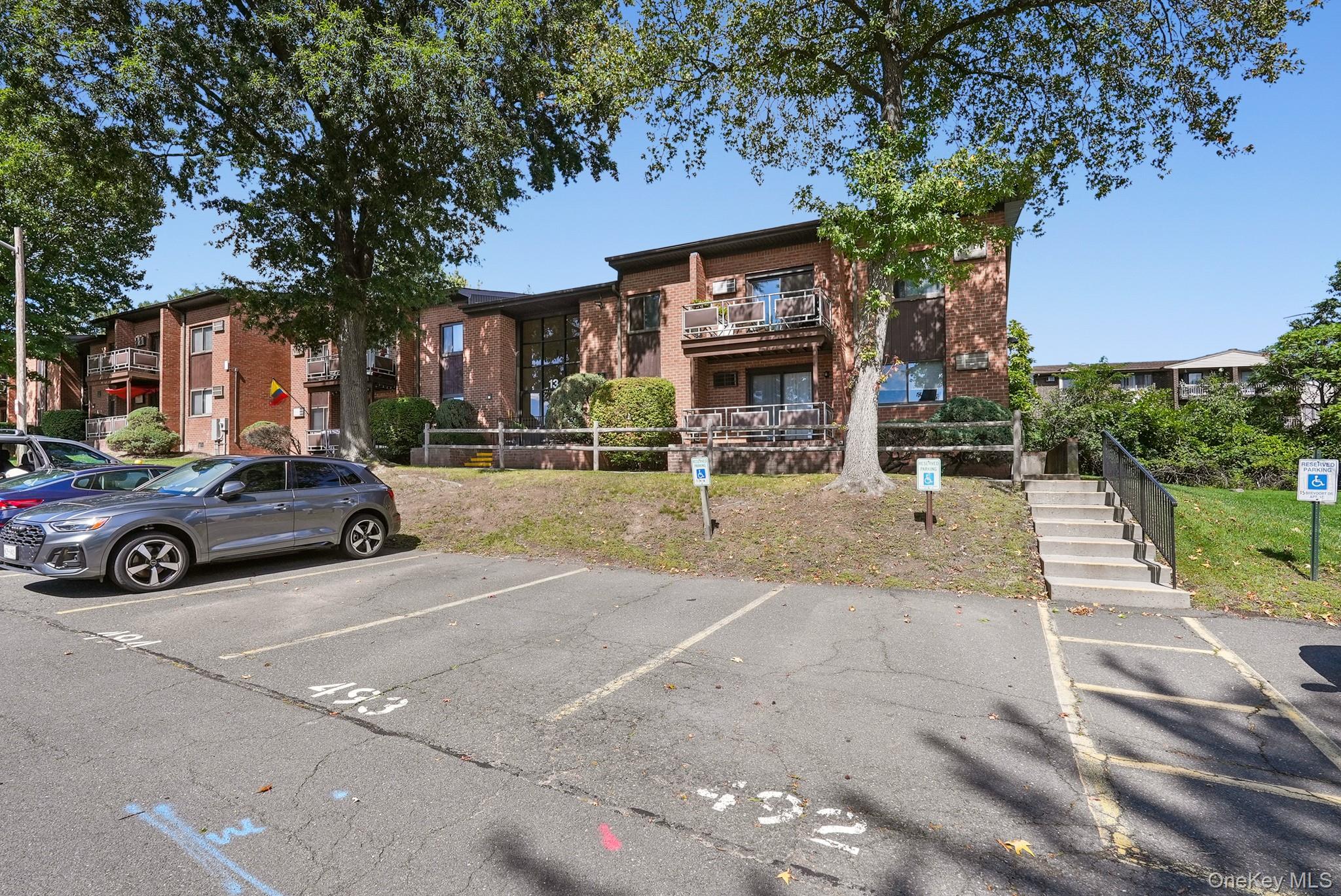 13 Brevoort Drive 2c Property Photo 28