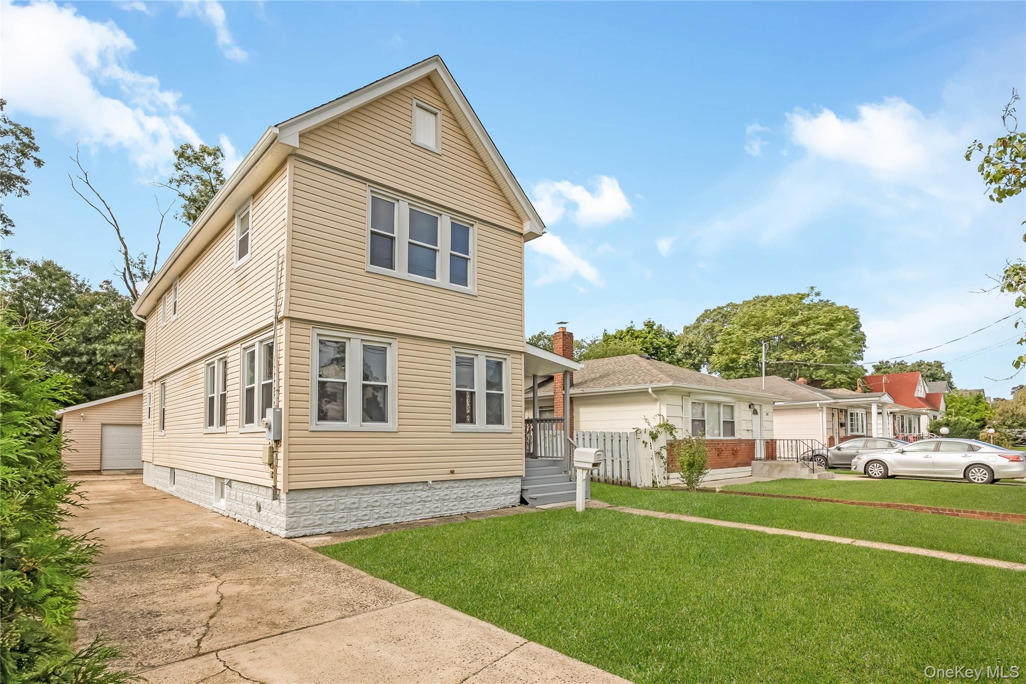 54 W Marshall Street Property Photo 2