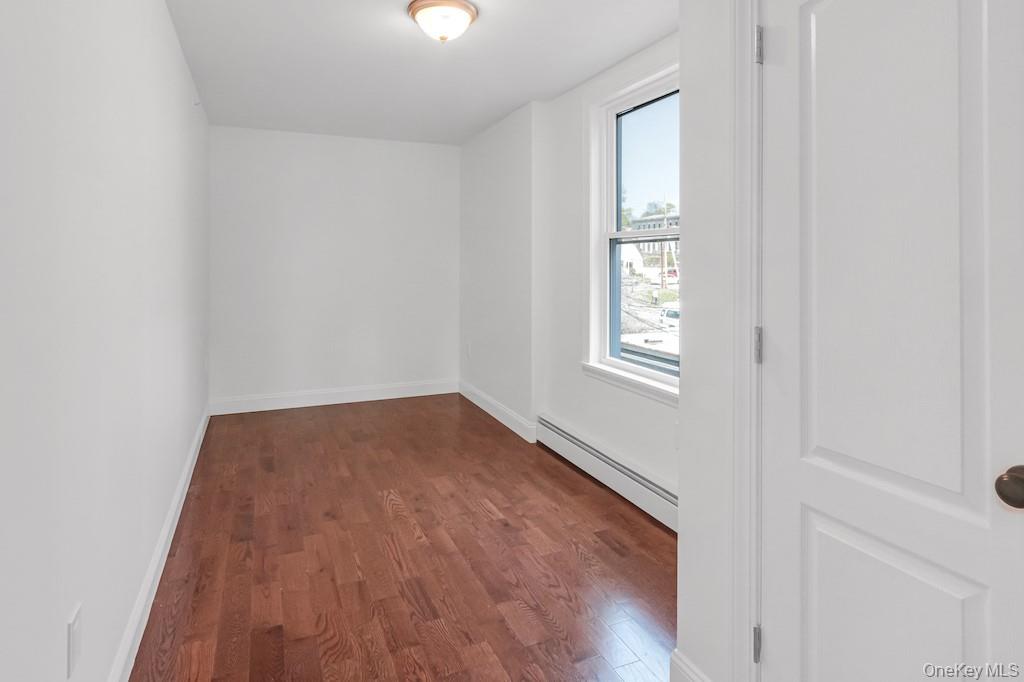 370 Broadway 3 Property Photo 12