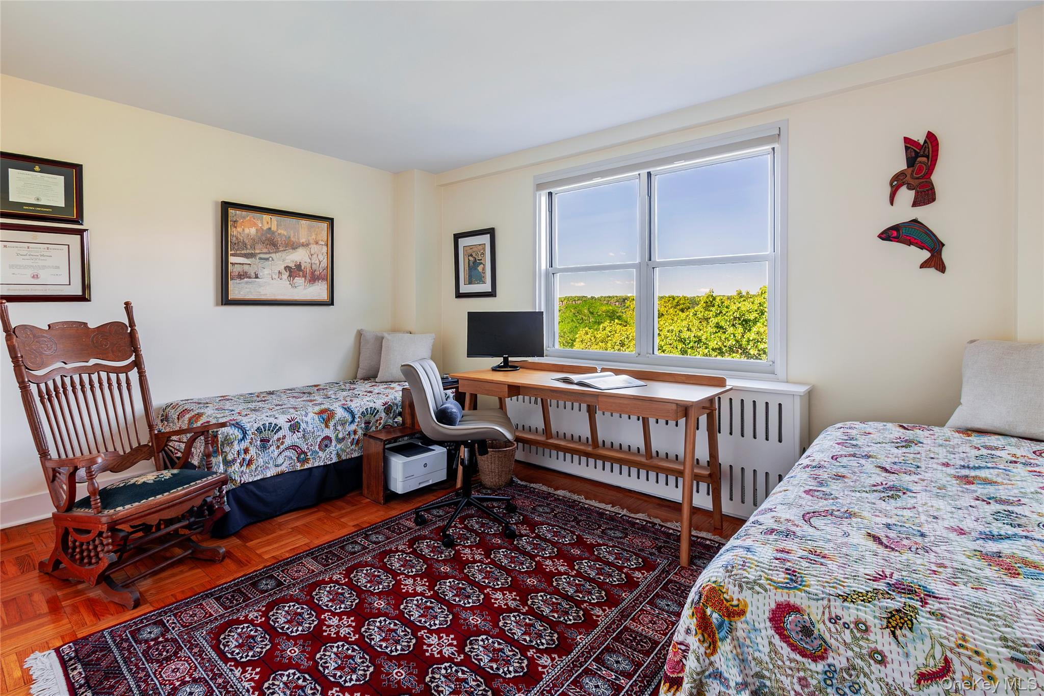 3935 Blackstone Avenue 8b Property Photo 9