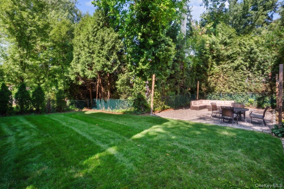 10 E Brookside Drive Property Photo 30