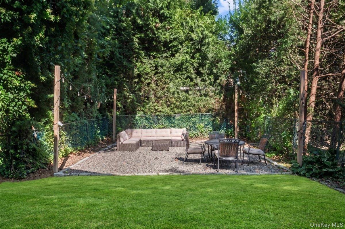 10 E Brookside Drive Property Photo 31