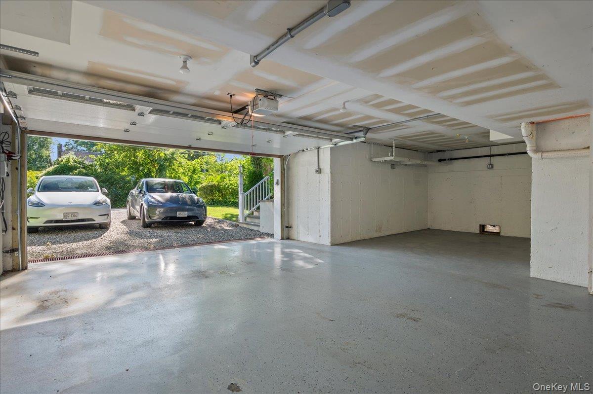 10 E Brookside Drive Property Photo 37