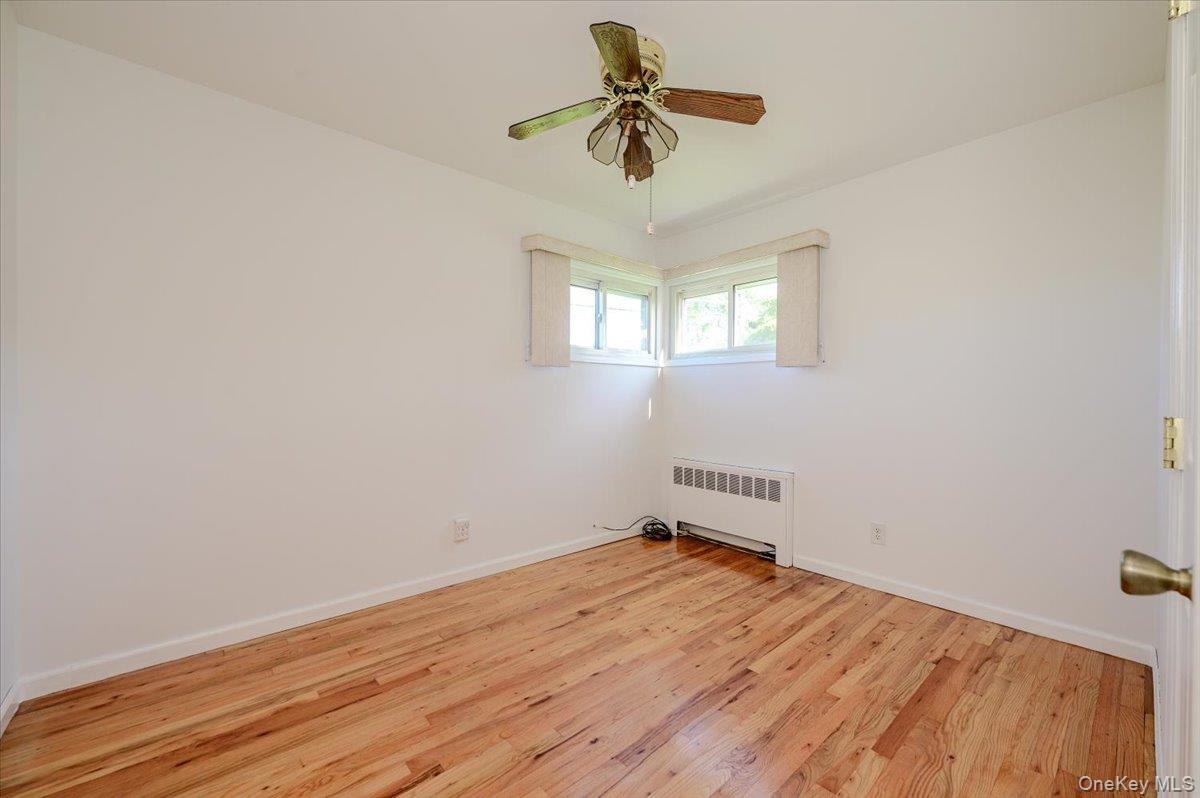 957 N Fulton Avenue Property Photo 11