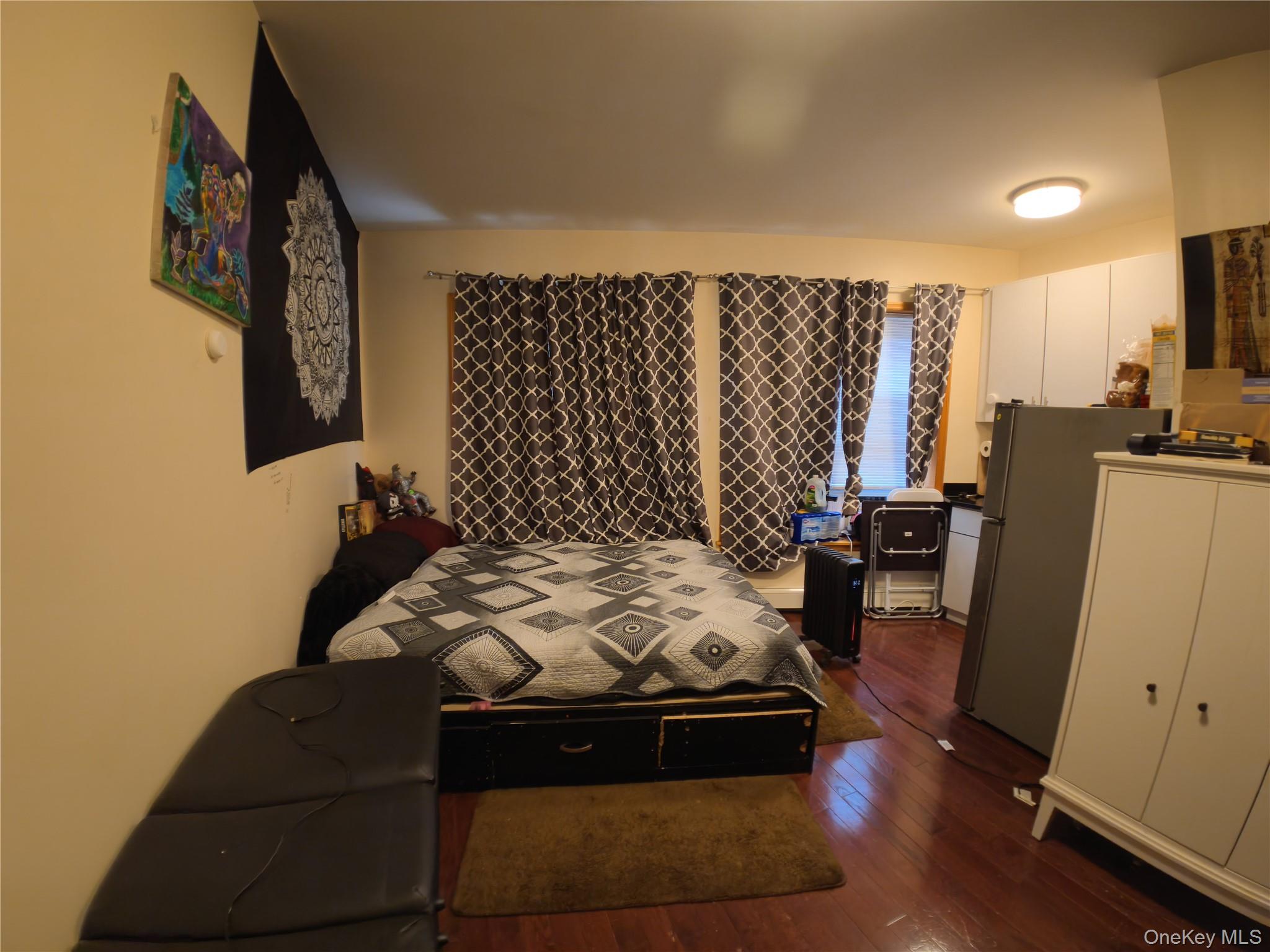 104-28 Jamaica Avenue Property Photo 3