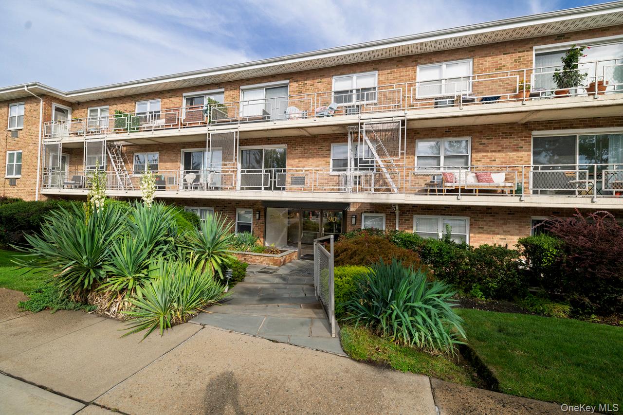 90 South Park B1 Property Photo 1