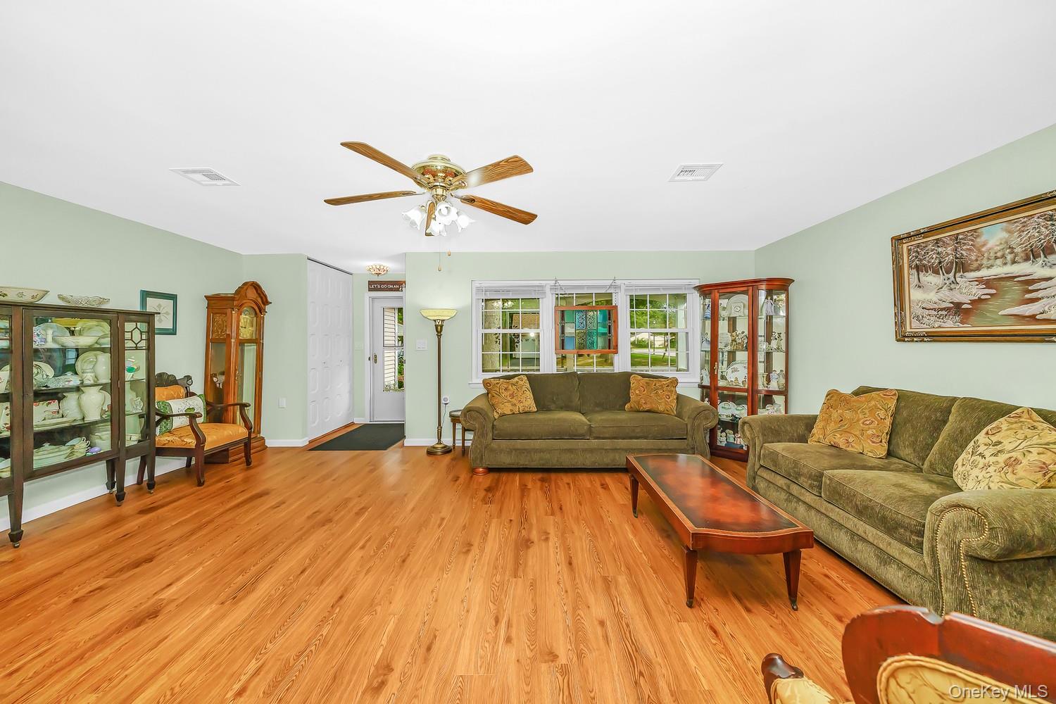 330 Brownfield Drive Property Photo 5
