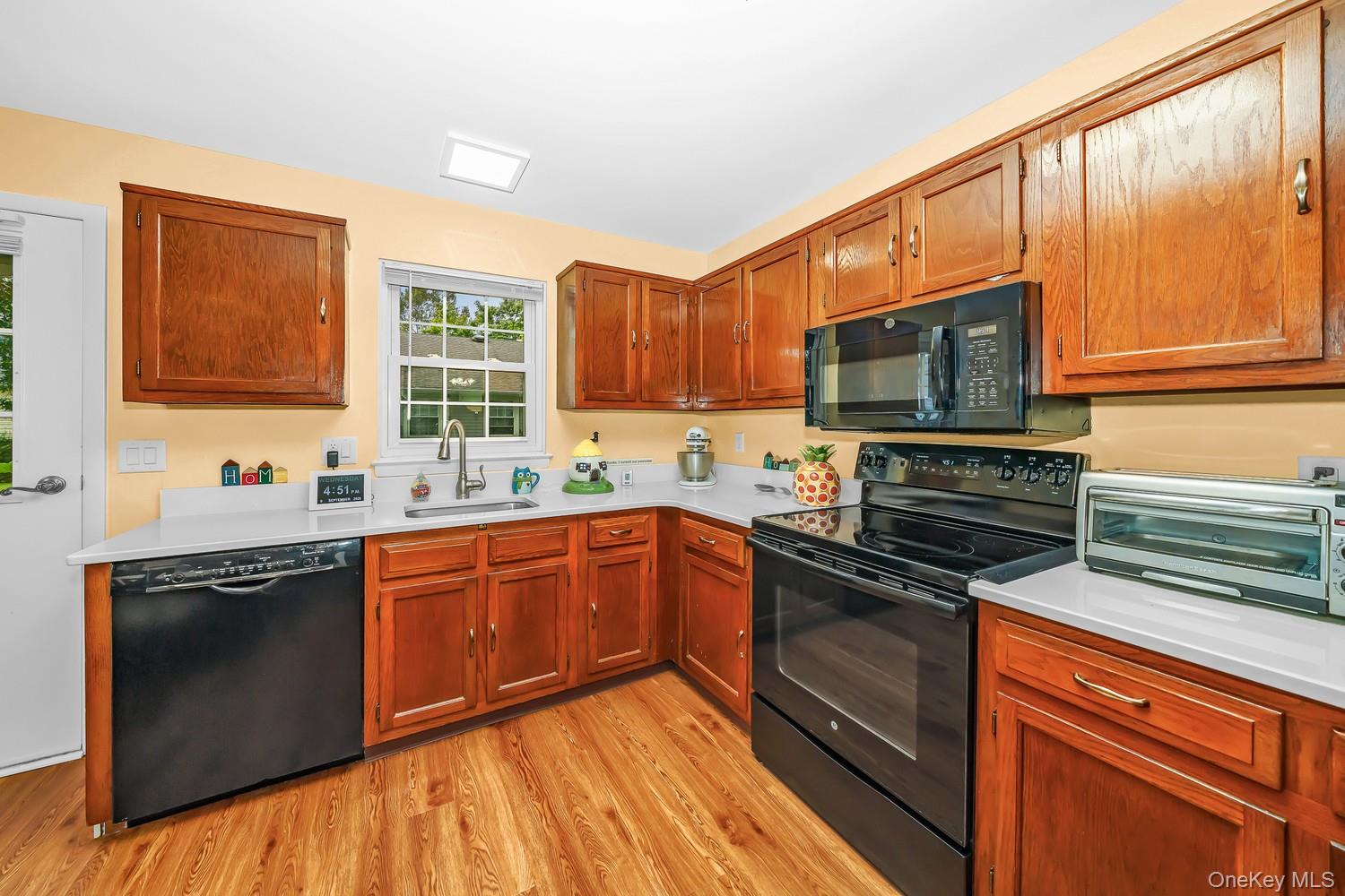 330 Brownfield Drive Property Photo 11