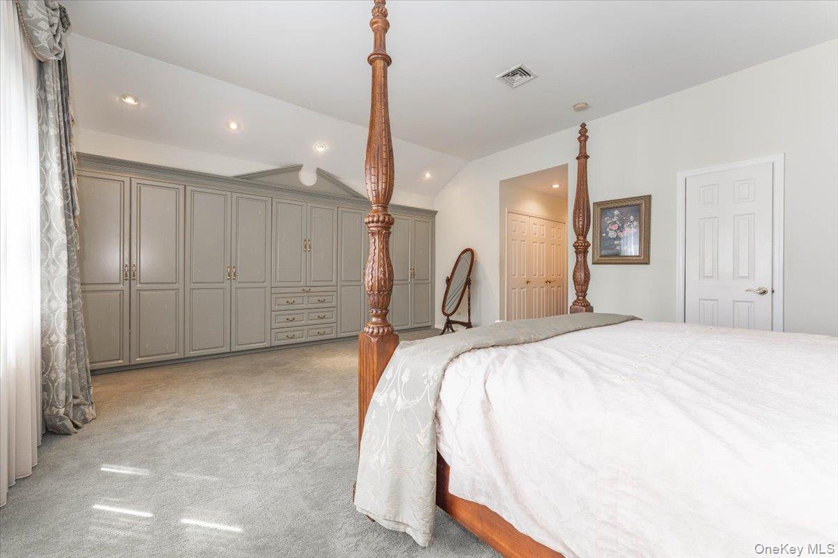 899 Green Place Property Photo 14