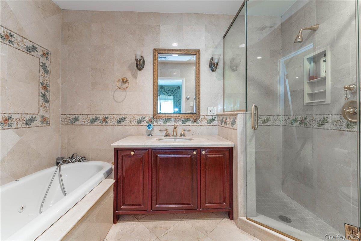 899 Green Place Property Photo 15