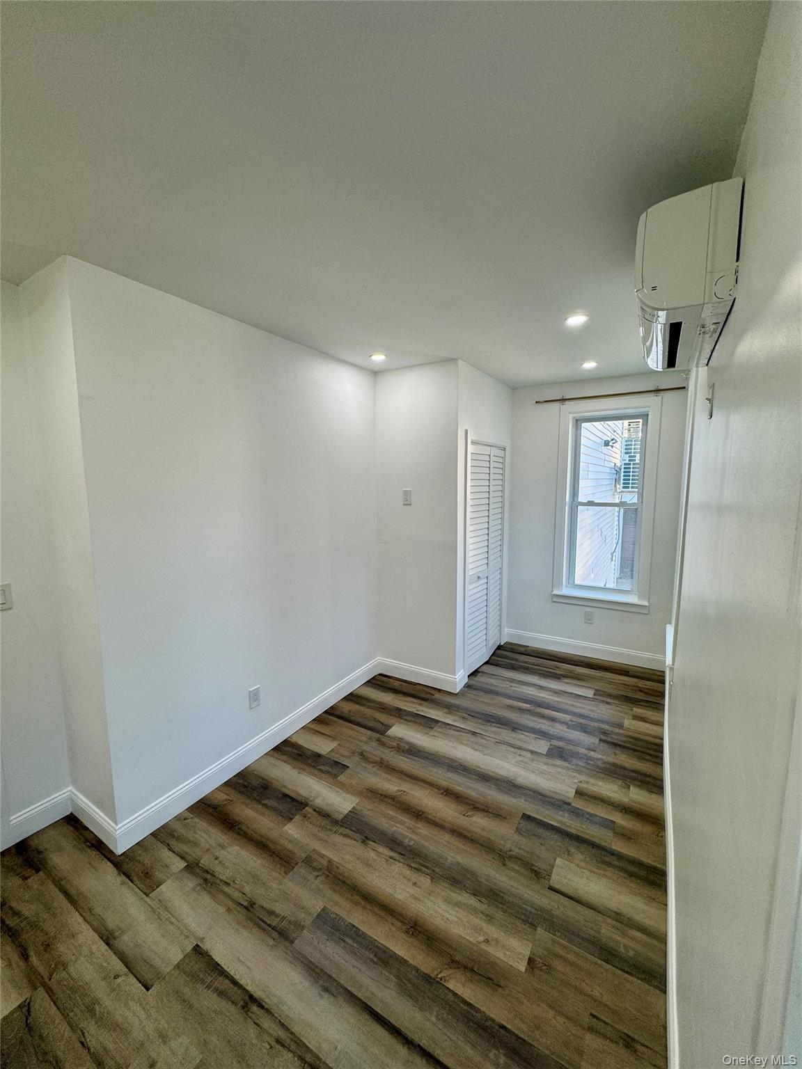 575 Barbey Street 1 Property Photo 3