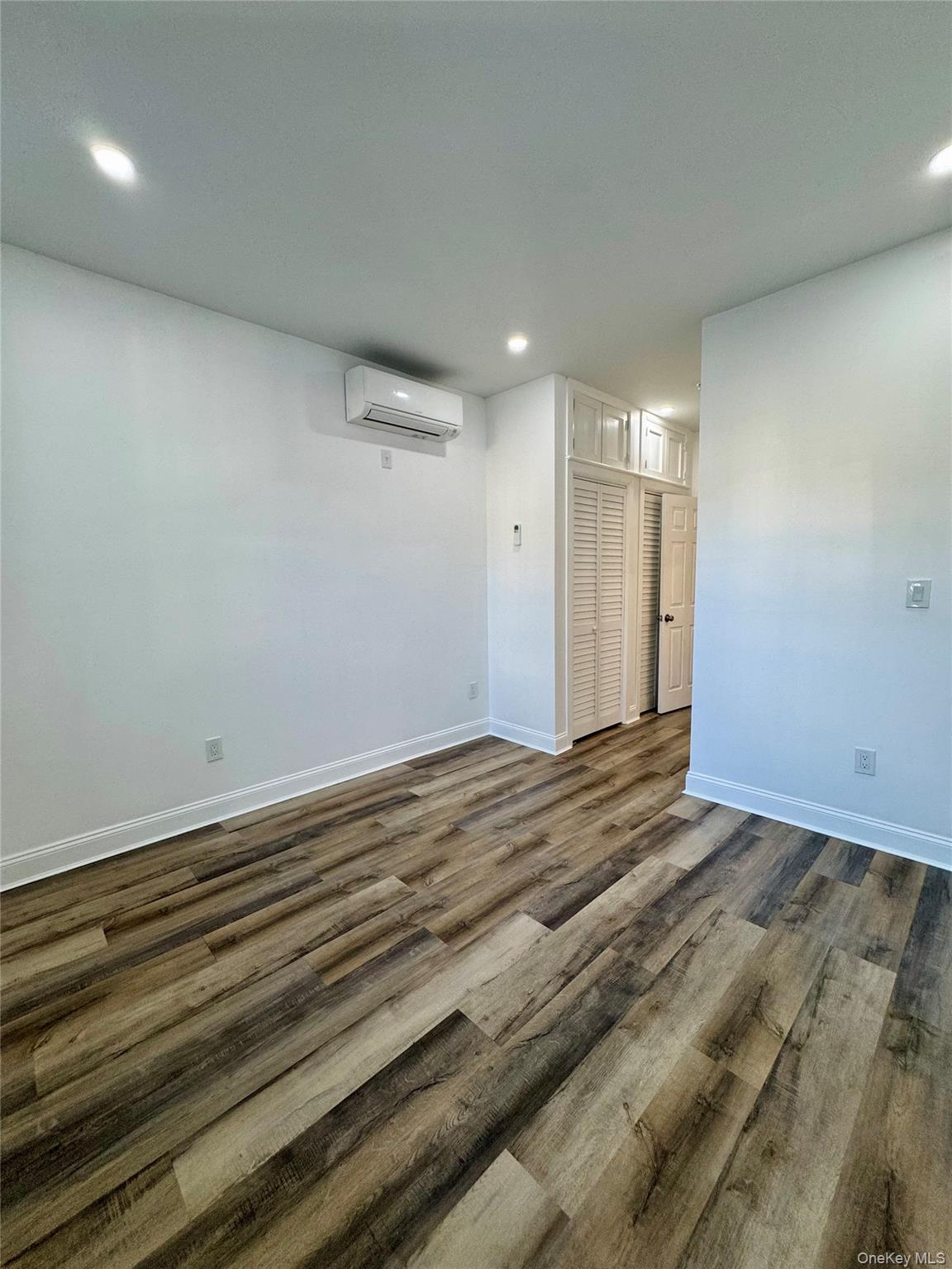 575 Barbey Street 1 Property Photo 10