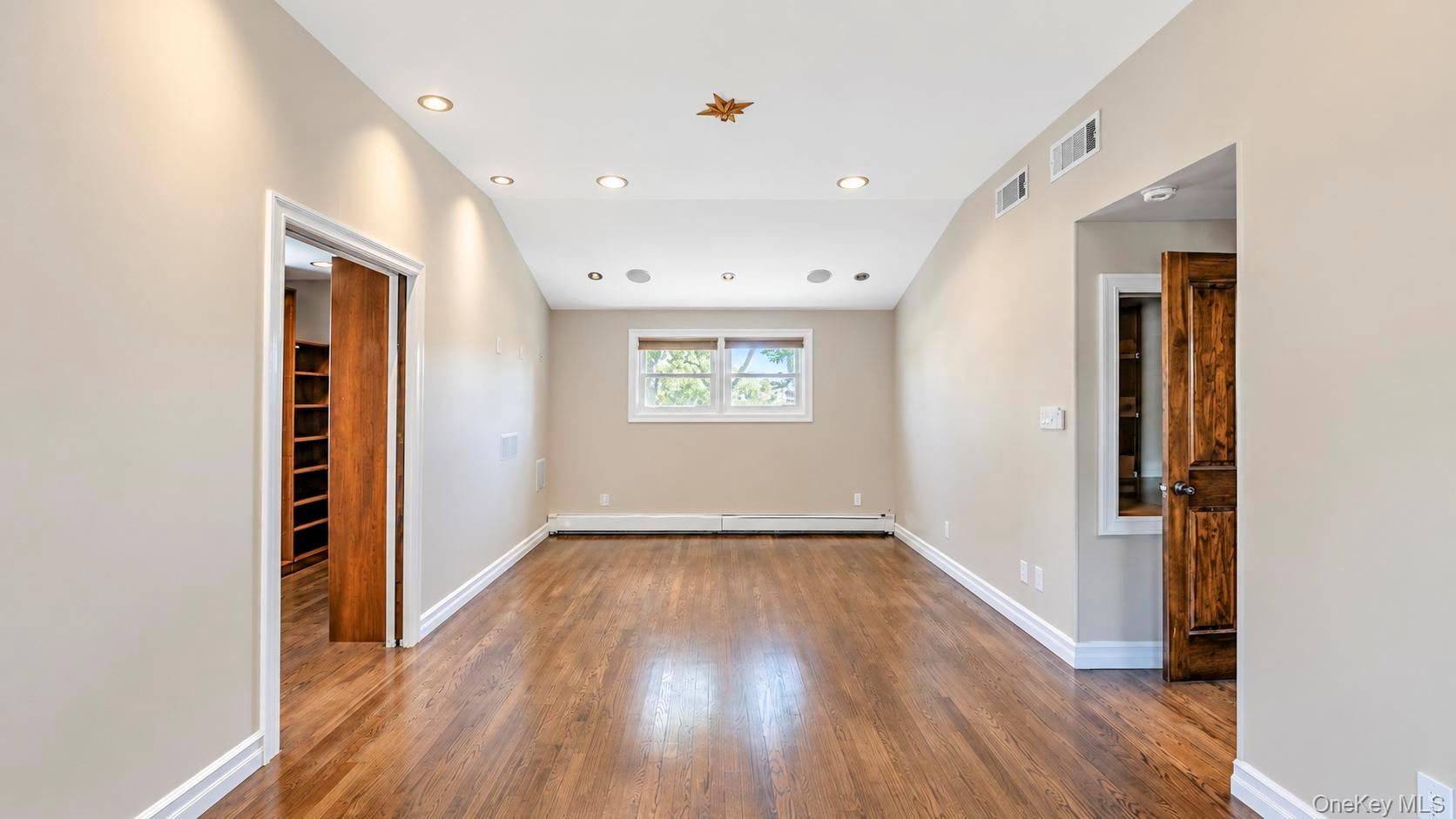 2684 Howell Street Property Photo 18