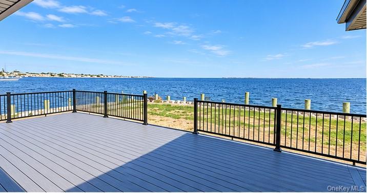 71 E Shore Drive Property Photo 11