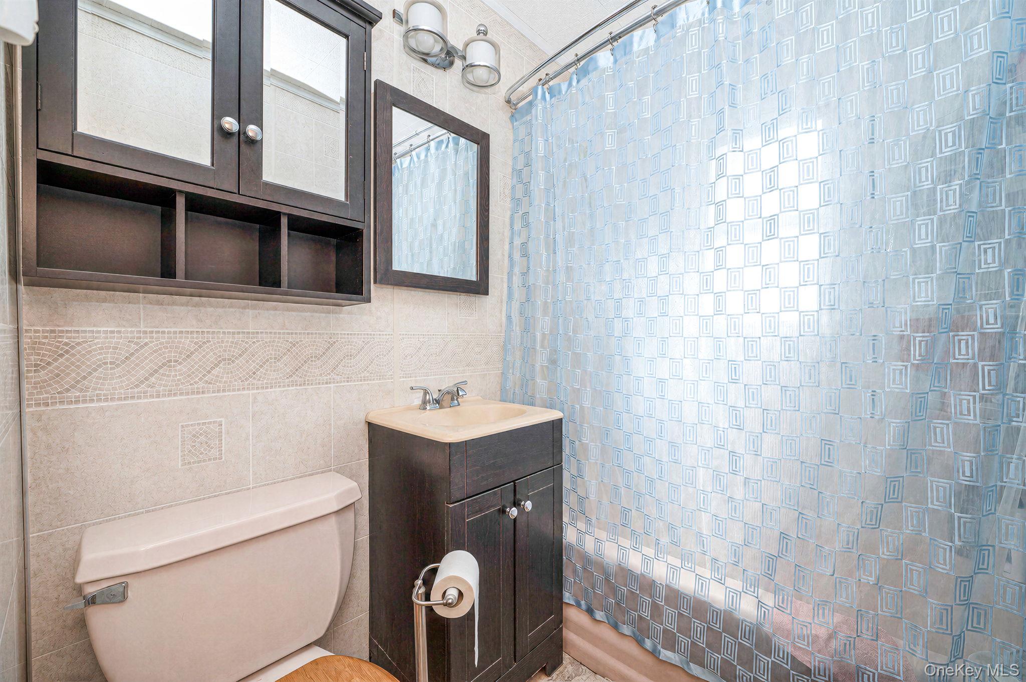 223 N Fulton Avenue Property Photo 22