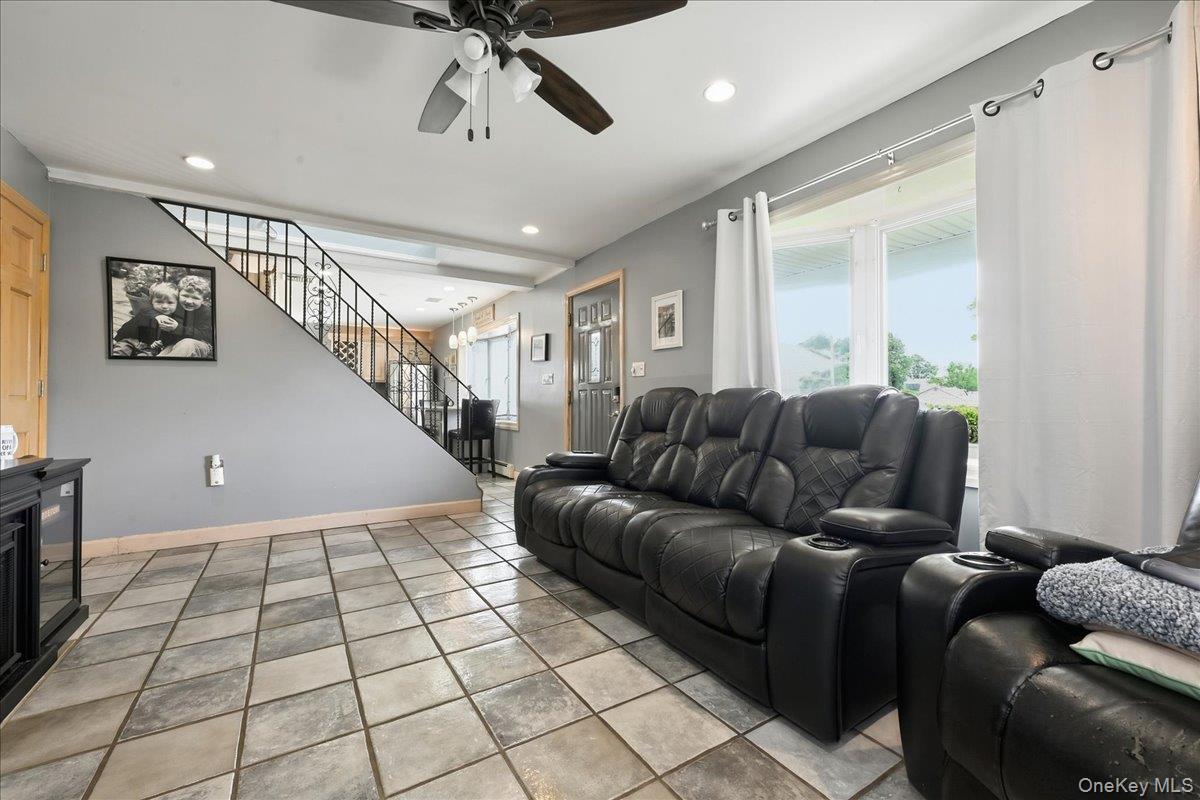 119 Periwinkle Road Property Photo 5