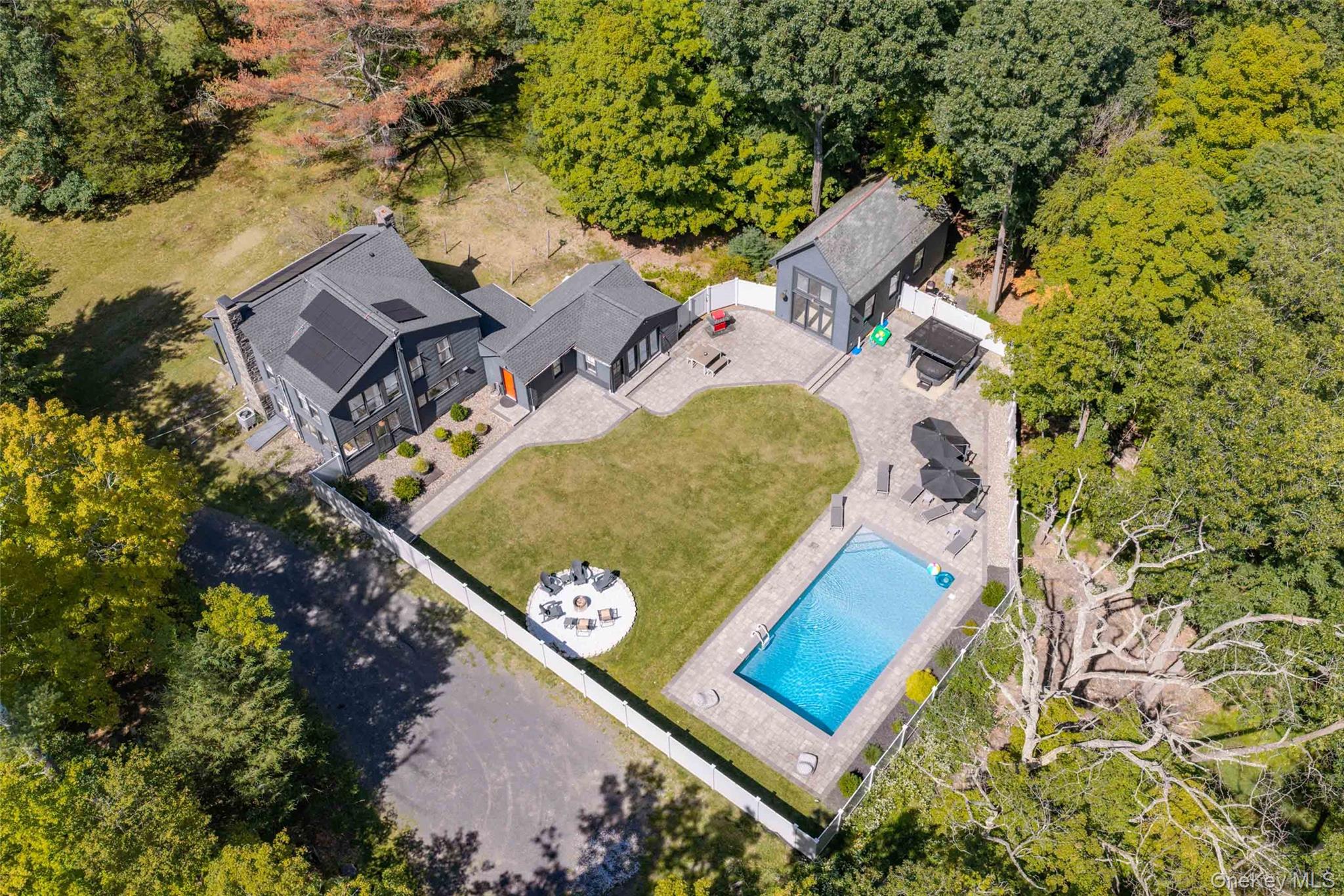 382 Band Camp Road Property Photo 3