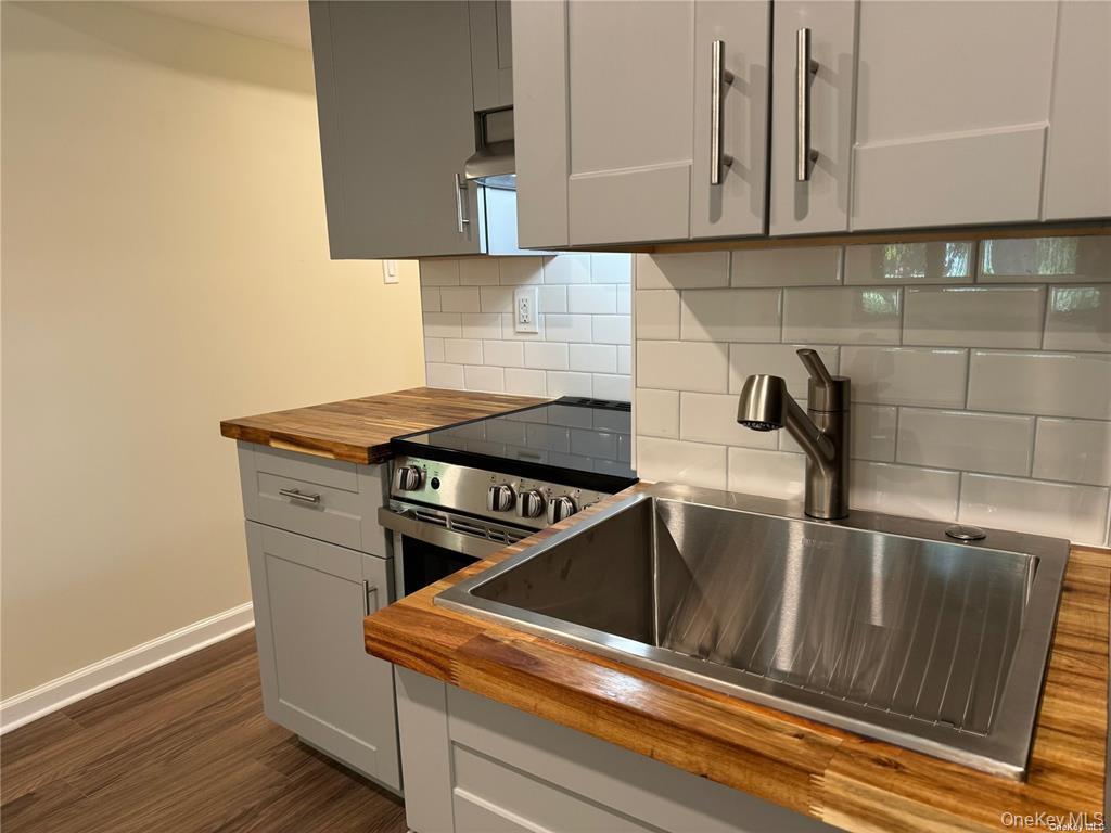 4 Nicholas Court Property Photo 6