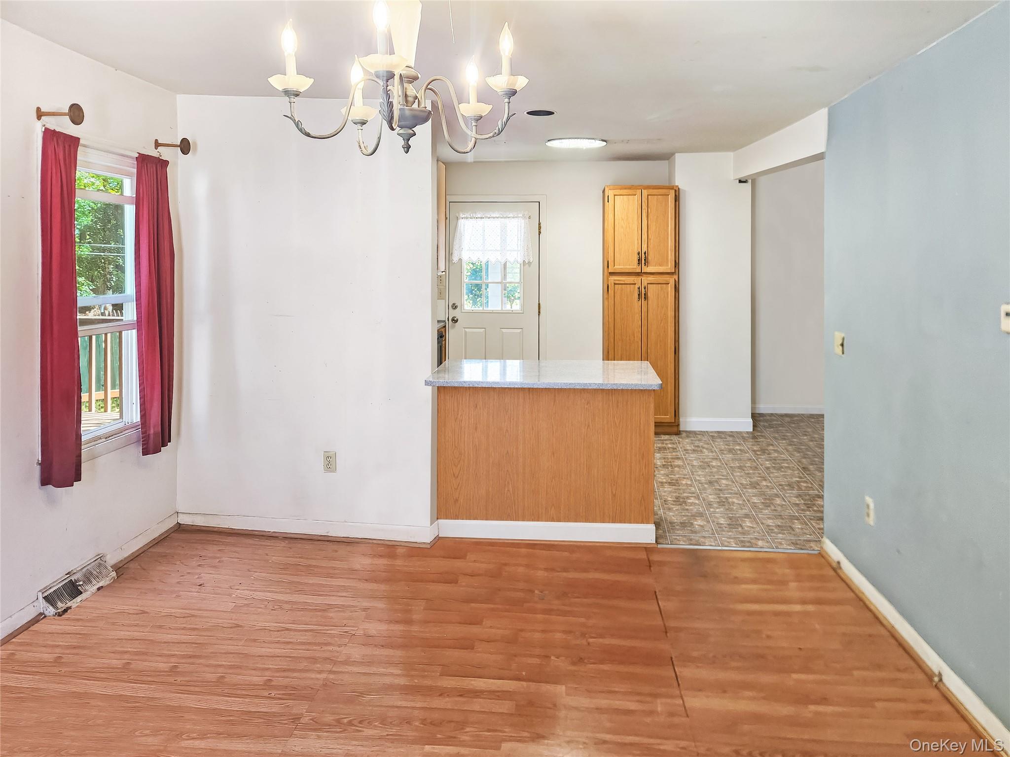 15 Grove Street Property Photo 3