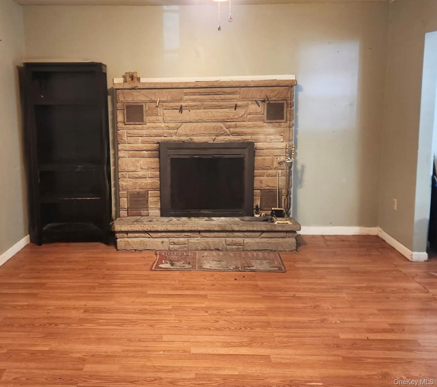 15 Grove Street Property Photo 6