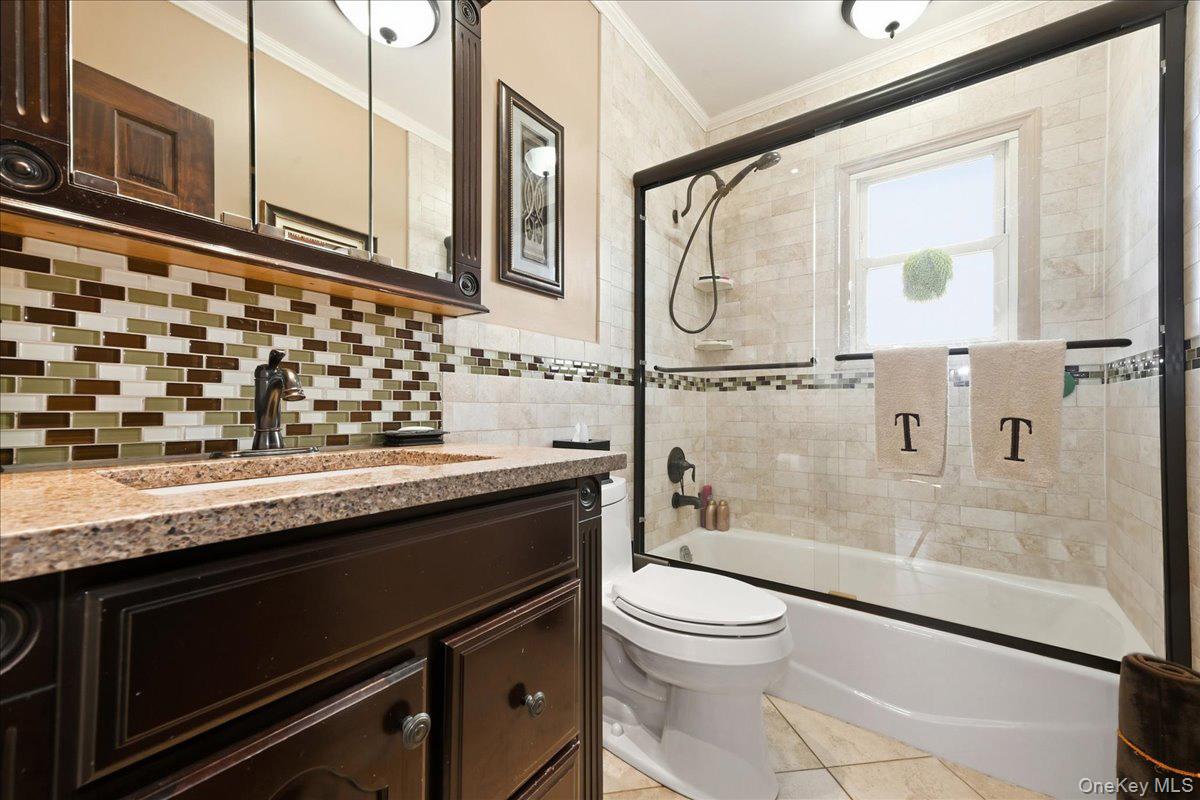 8614 251st Street Property Photo 12