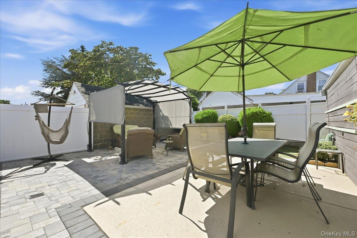 8614 251st Street Property Photo 20