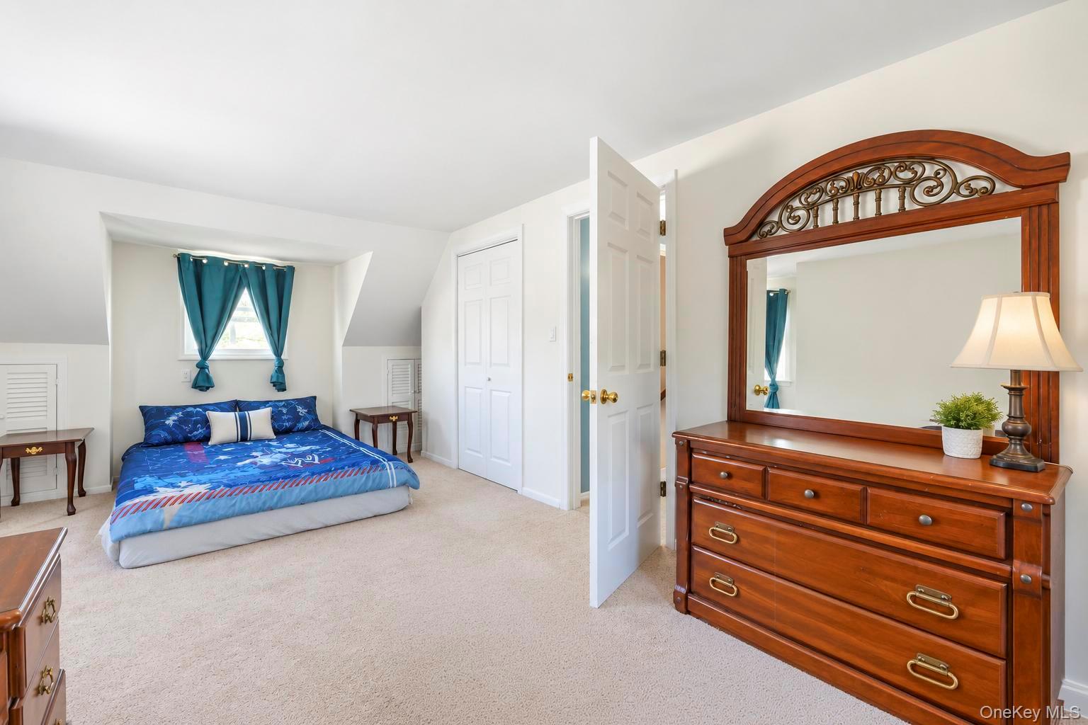 150 W 19th Street Property Photo 23